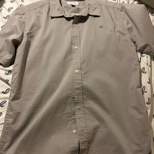 Calvin Klein Boy's Gray Short Sleeve Shirt